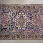 671 8287 ORIENTAL RUG